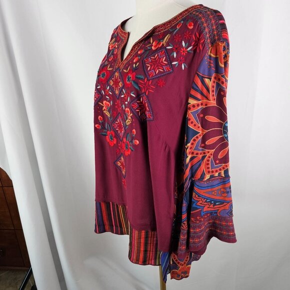 John Mark Top Large Boho Embroidered Floral Burgundy Artsy - Picture 4 of 12